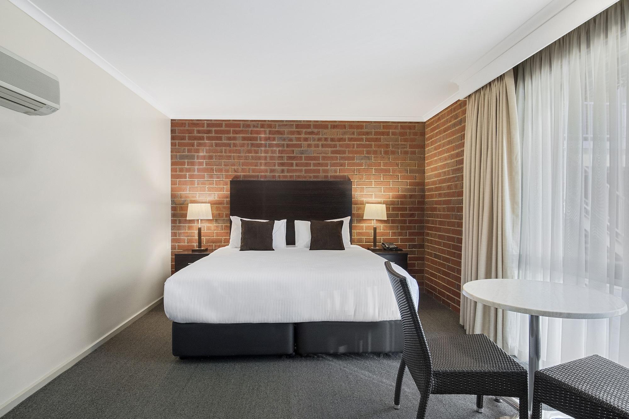Burke And Wills Motor Inn Swan Hill Extérieur photo