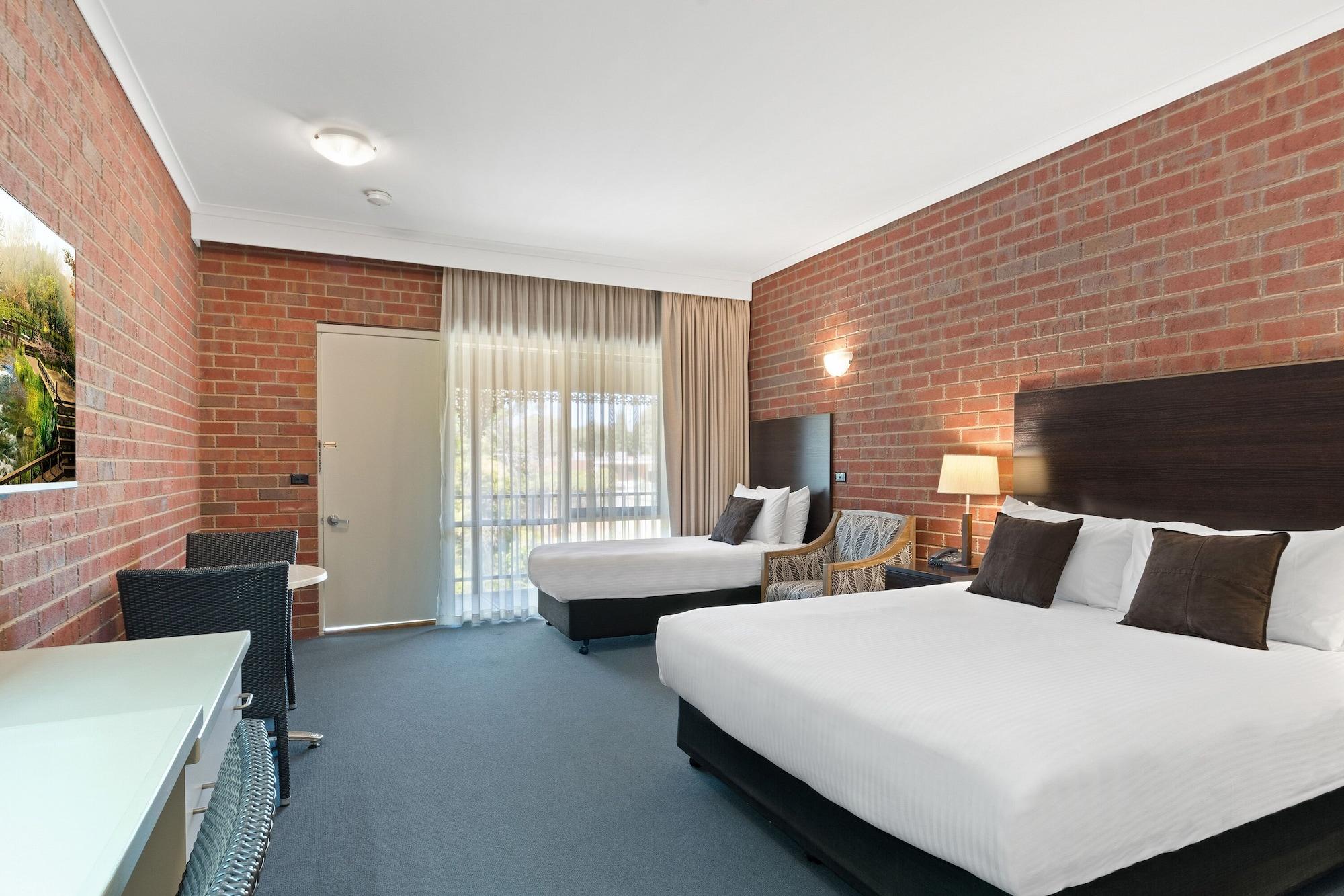 Burke And Wills Motor Inn Swan Hill Extérieur photo