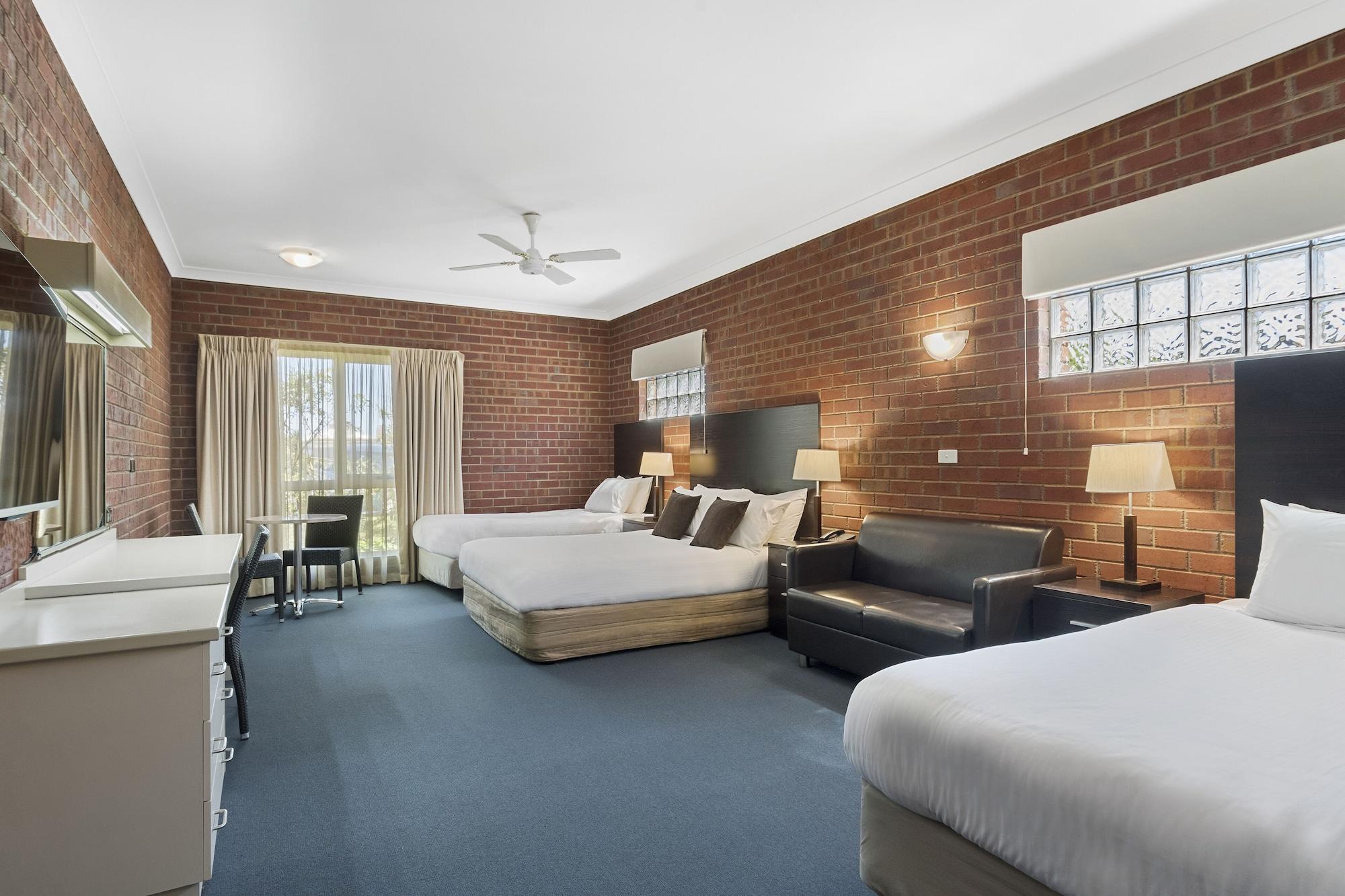 Burke And Wills Motor Inn Swan Hill Extérieur photo
