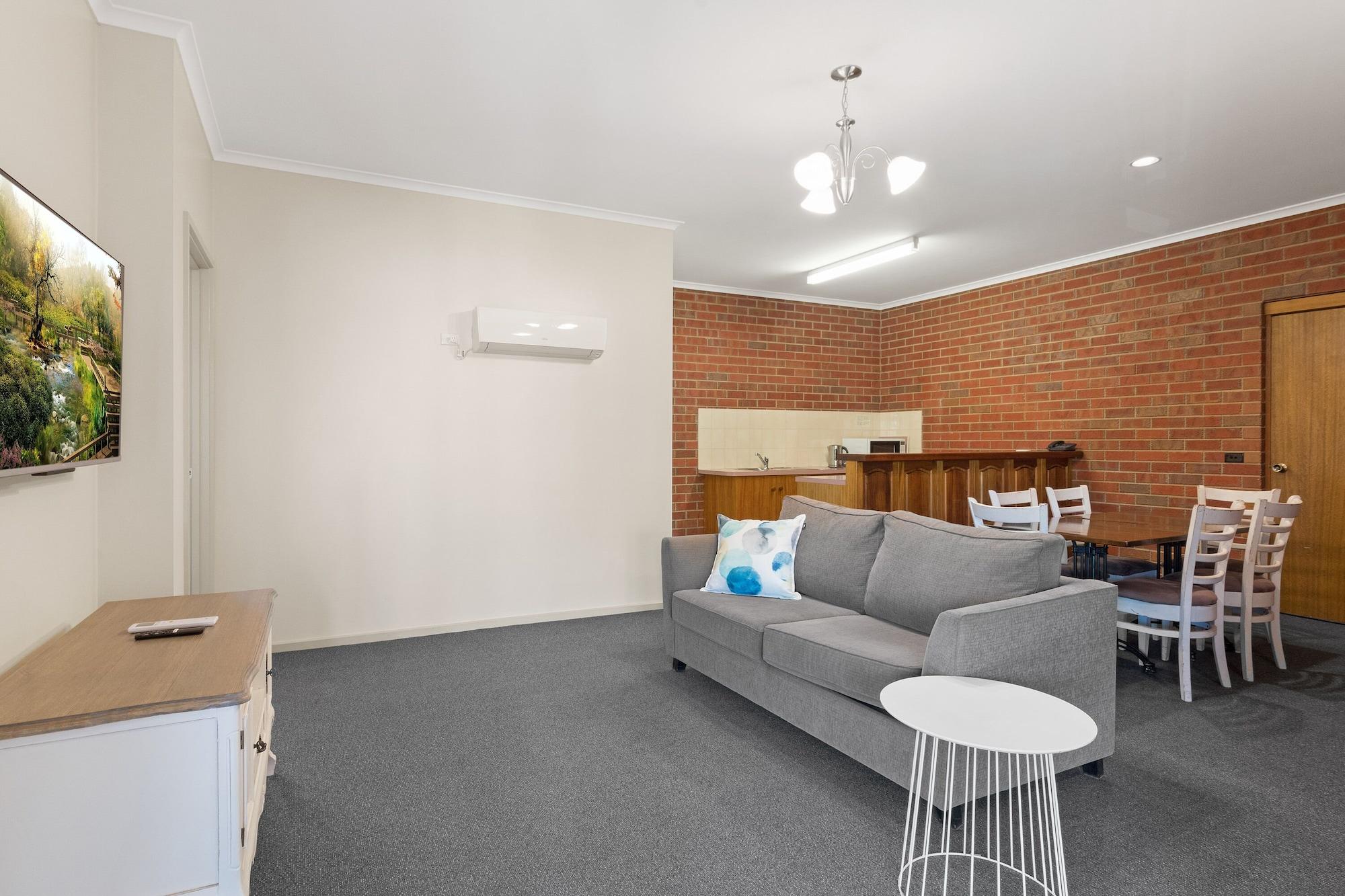 Burke And Wills Motor Inn Swan Hill Extérieur photo