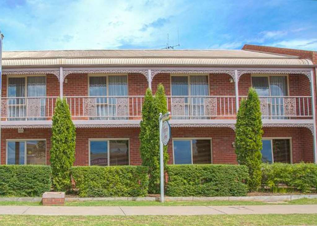 Burke And Wills Motor Inn Swan Hill Extérieur photo